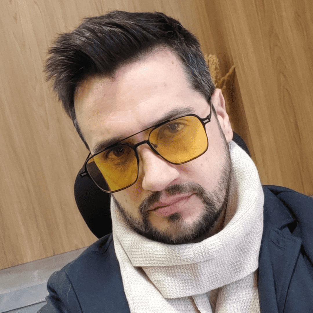 3-in-1 Clip-On Glasses – Multi Lenses
